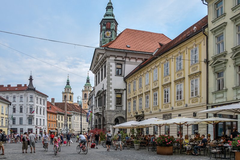 city-hall-city-life-dunja-wedam